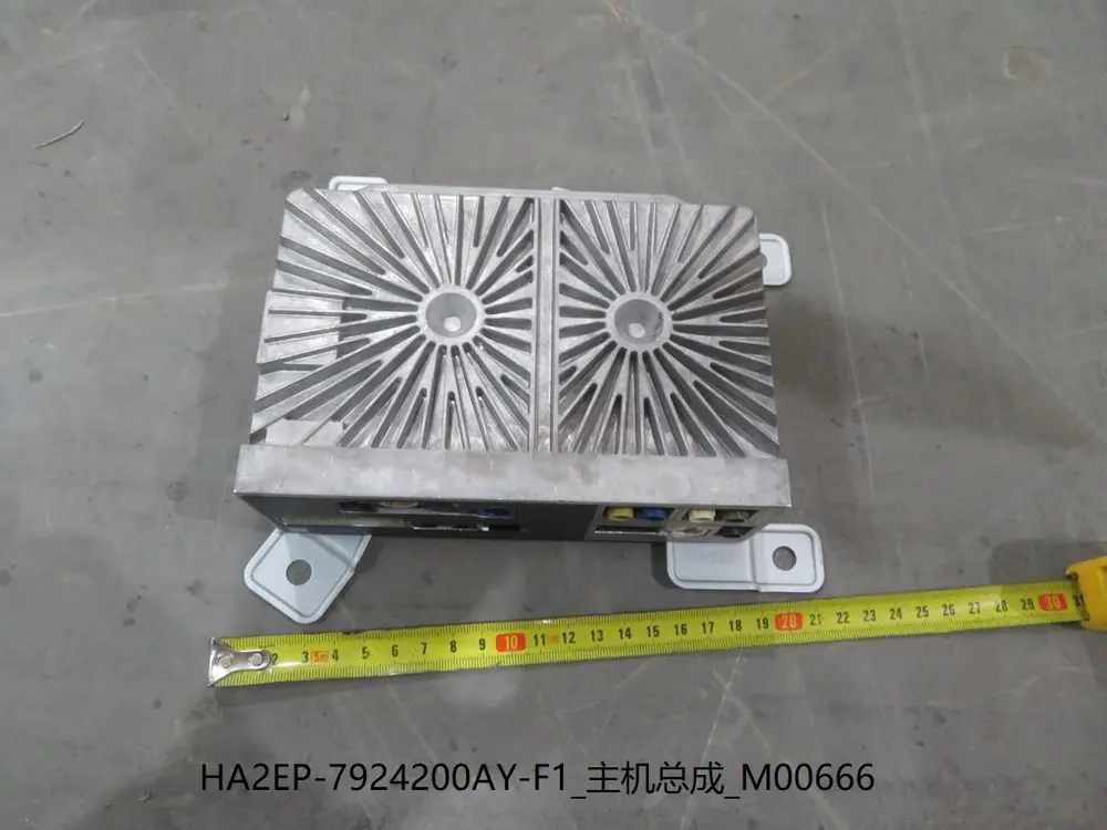 یونیت مرکزی مالتی‌مدیا بی وای دی Qin Plus EV – 13562137-00