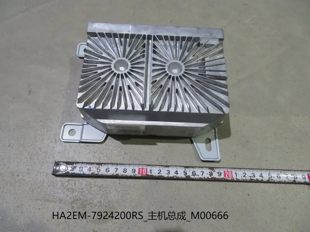 یونیت مرکزی مالتی‌مدیا بی وای دی Qin Plus DM-i/EV – 13466204-00