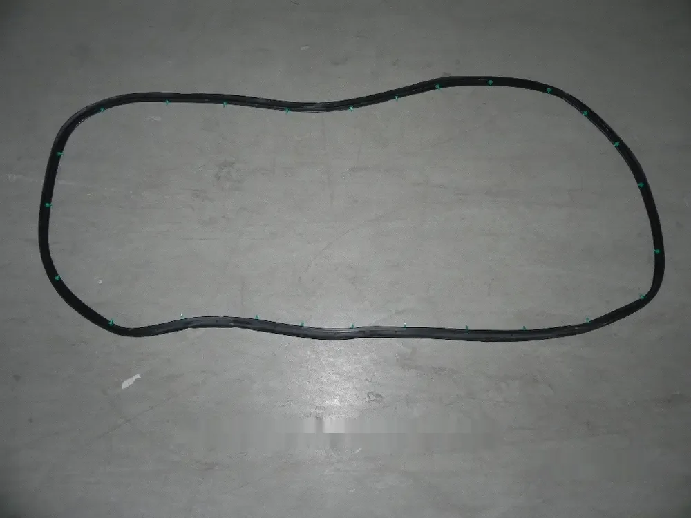 لاستیک دور در عقب راست بی وای دی Qin Plus DM-i/EV – 12225799-00