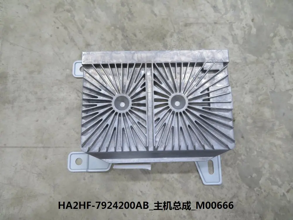 یونیت مرکزی مالتی‌مدیا بی وای دی Qin Plus DM-i/EV – 13425348-00