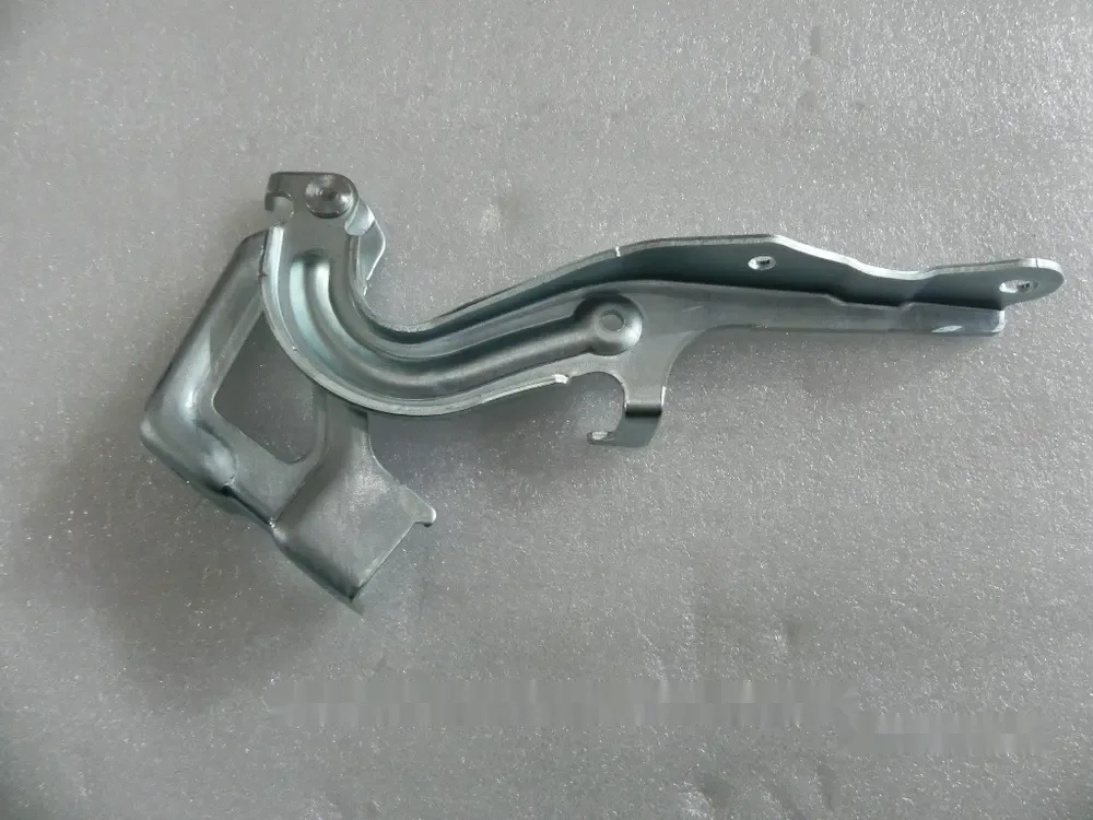 لولای کاپوت چپ بی وای دی Qin Plus DM-i/EV – 12232831-00